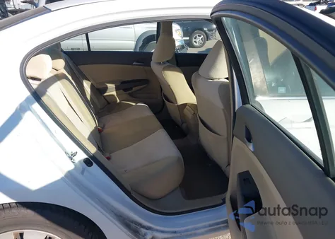 2010 Honda Accord 2.4 Lx from USA, damaged, VIN 1HGCP2F35AA120153